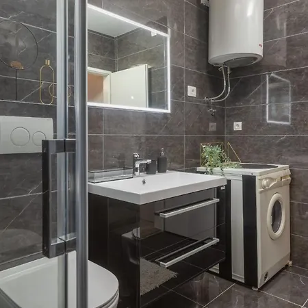 Marin * Макарска