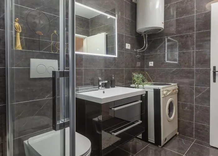 Marin * Макарска