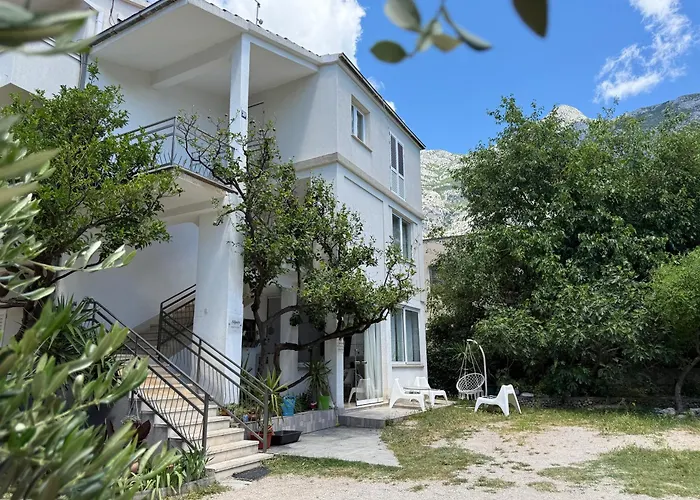 Marin * Макарска